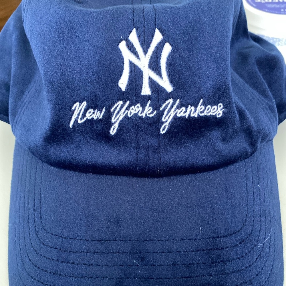 47 Brand Women's Navy Cap